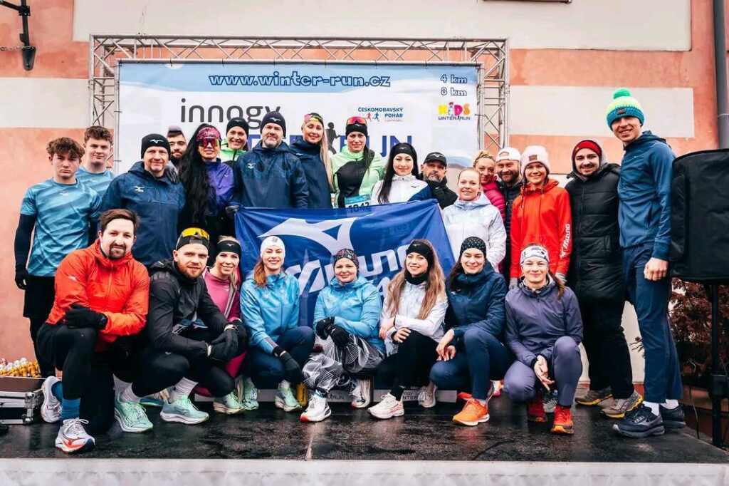 Větrný Innogy Winter Run Praha a setkání Mizuno Teamu