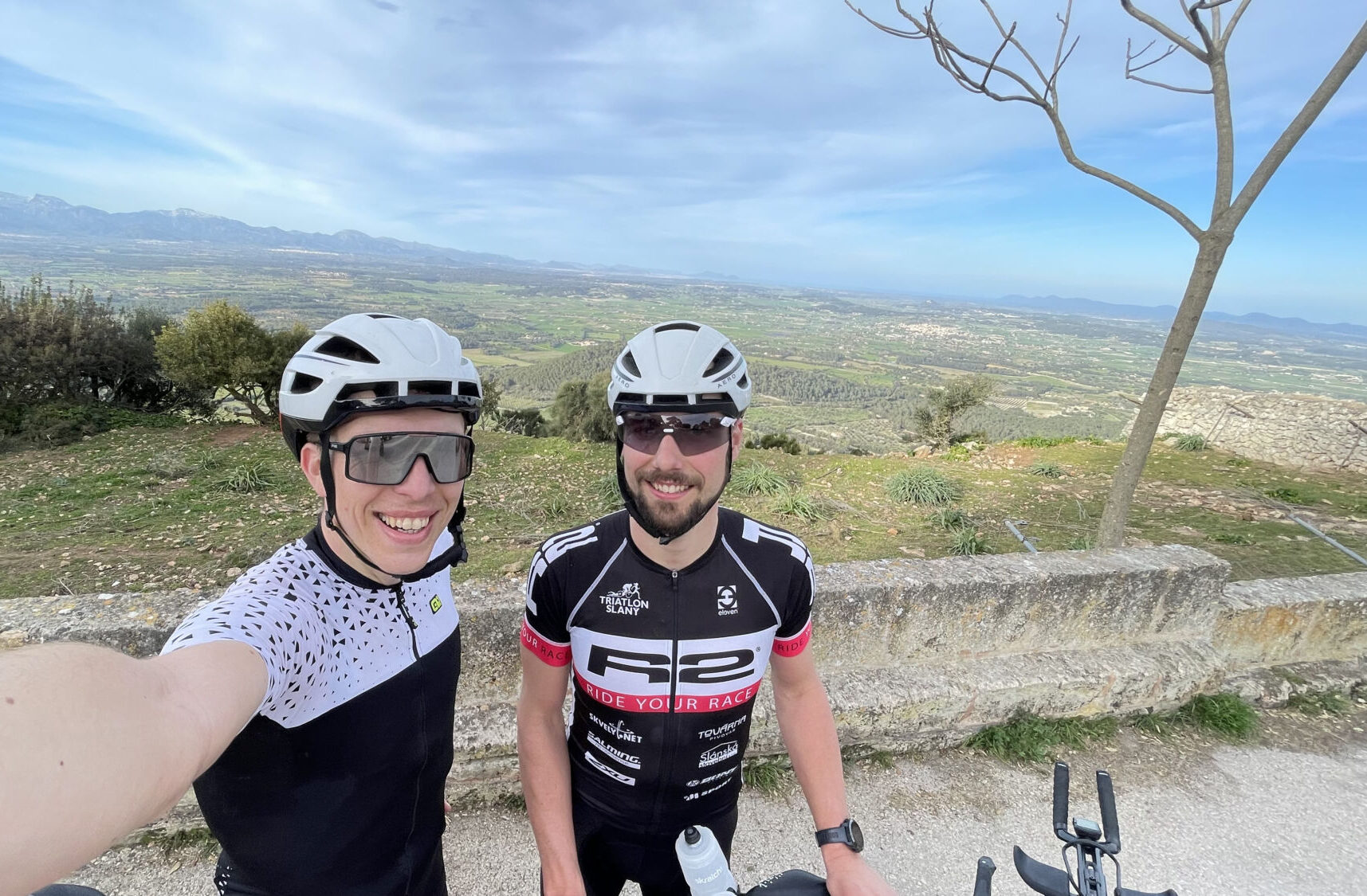 Soustředění na Mallorce 3.den (3/14) - Zavřený kopec